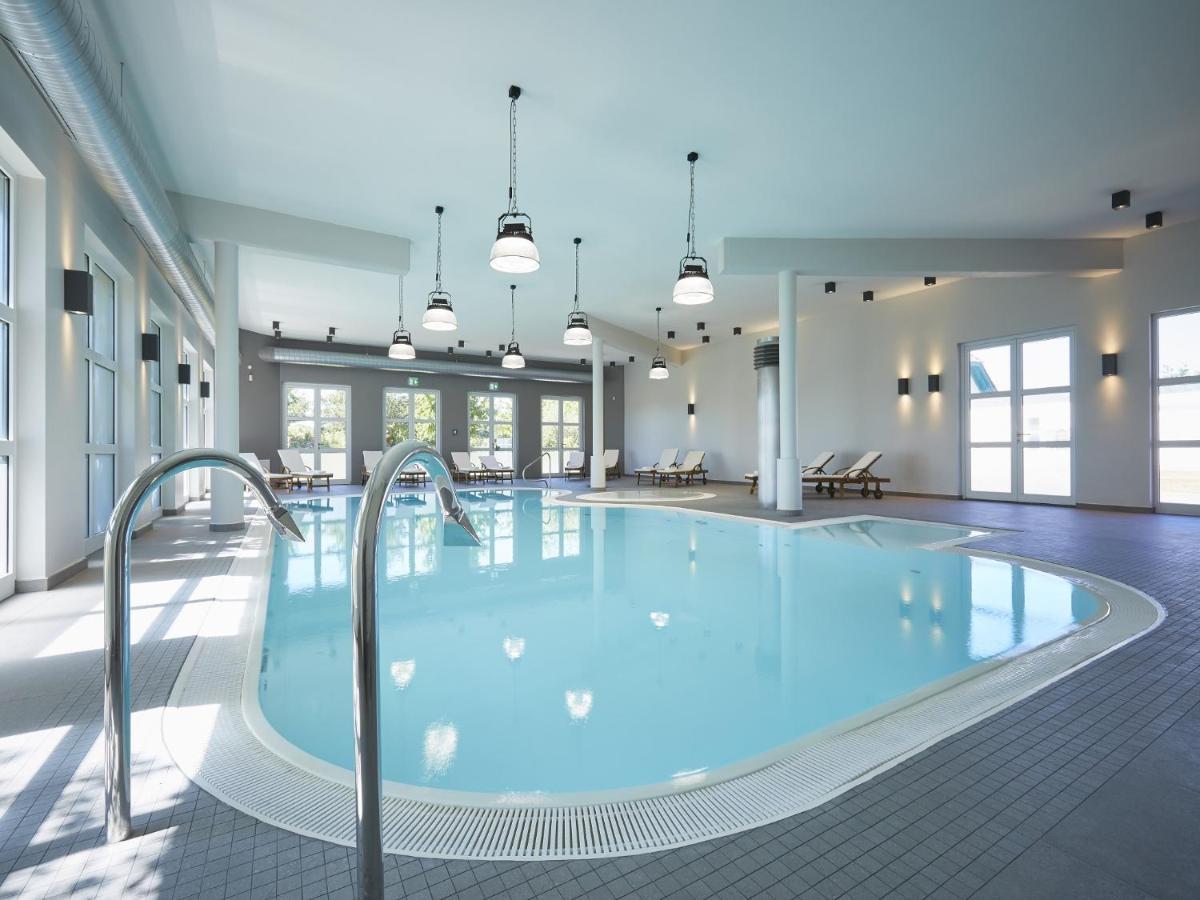 Reetland Am Meer - Premium Reetdachvilla Mit 3 Schlafzimmern, Sauna Und Kamin F27 Дранске Экстерьер фото